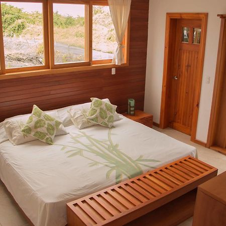 Chez Manany Galapagos Ecolodge Puerto Villamil Extérieur photo